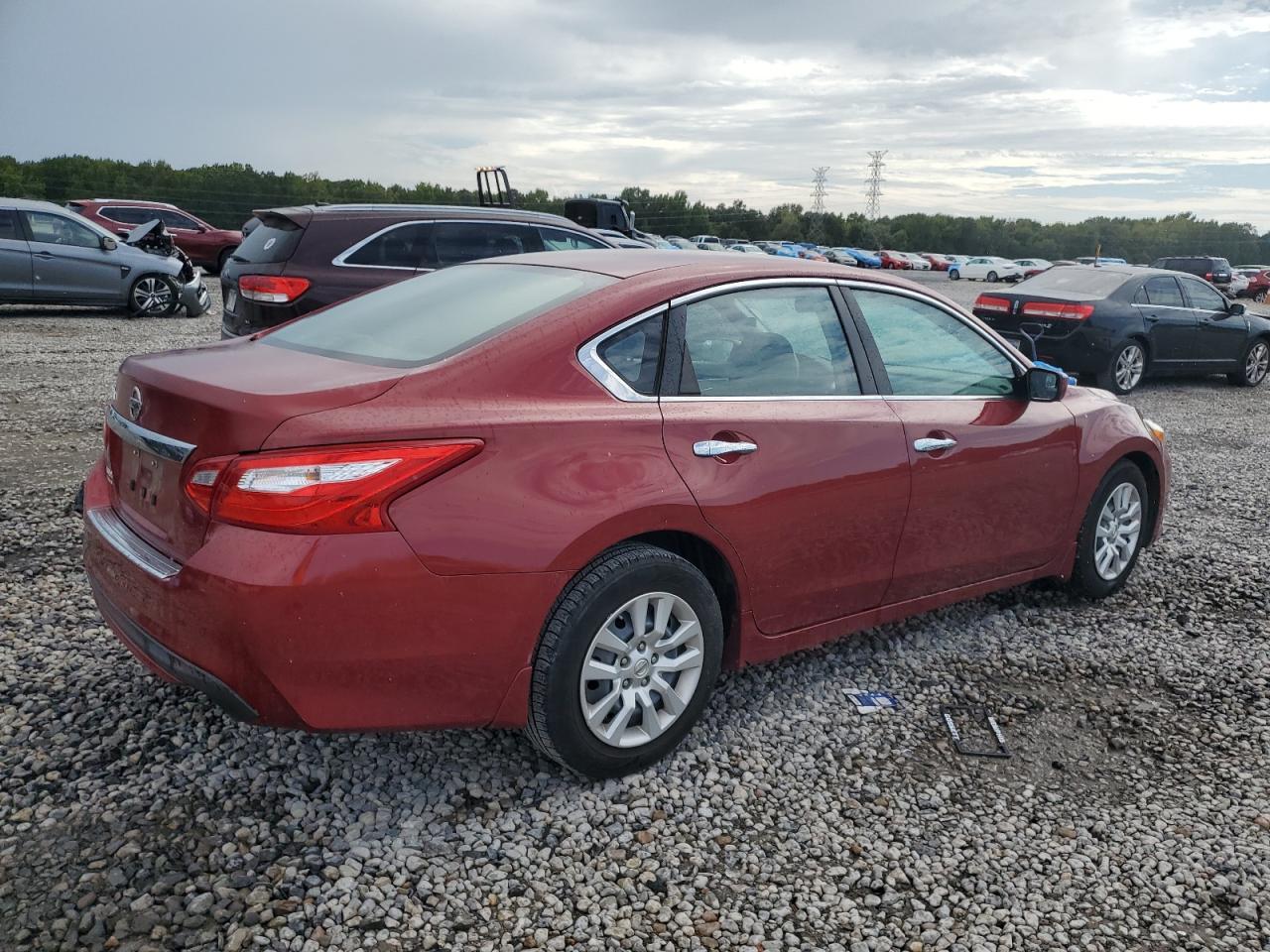 2017 Niss Altima 2.5 S - Фото 3