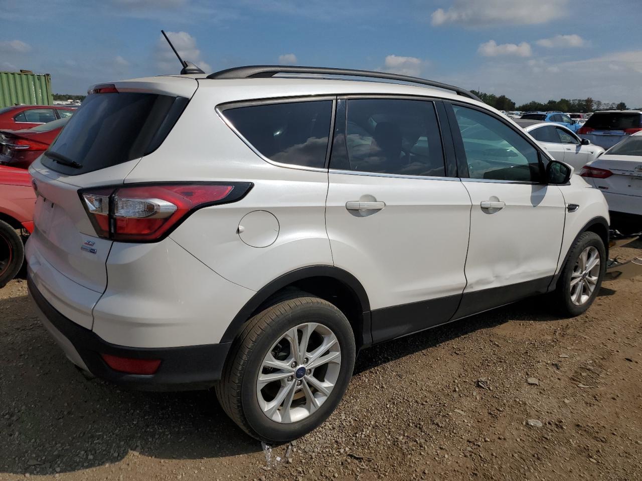 2018 Ford Escape Se - Фото 3