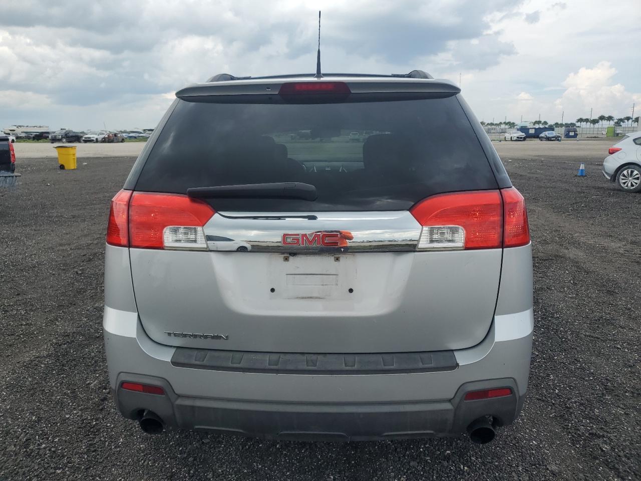 2010 GMC Terrain Slt - Image 6