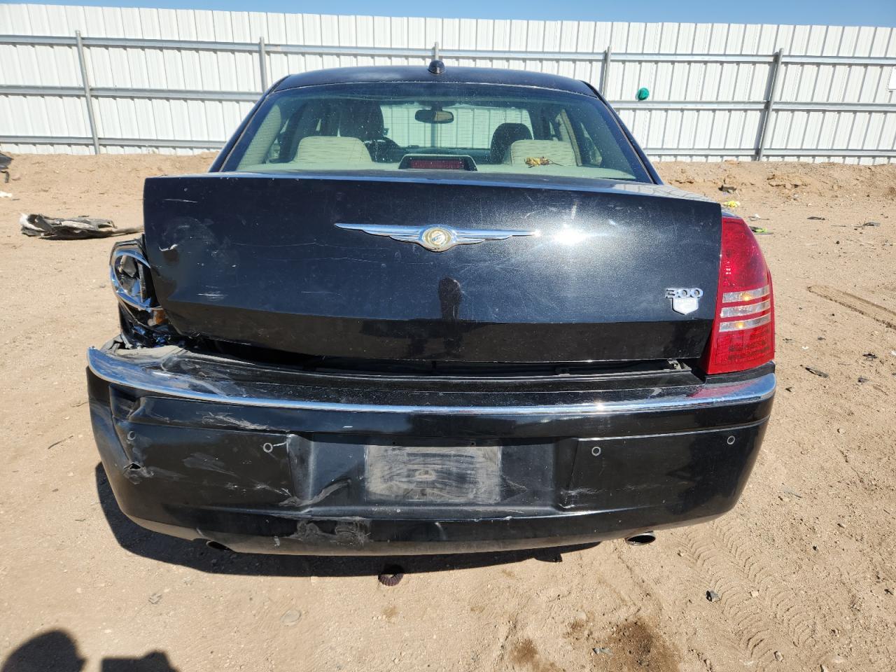 2006 Chrysler 300C - Image 6