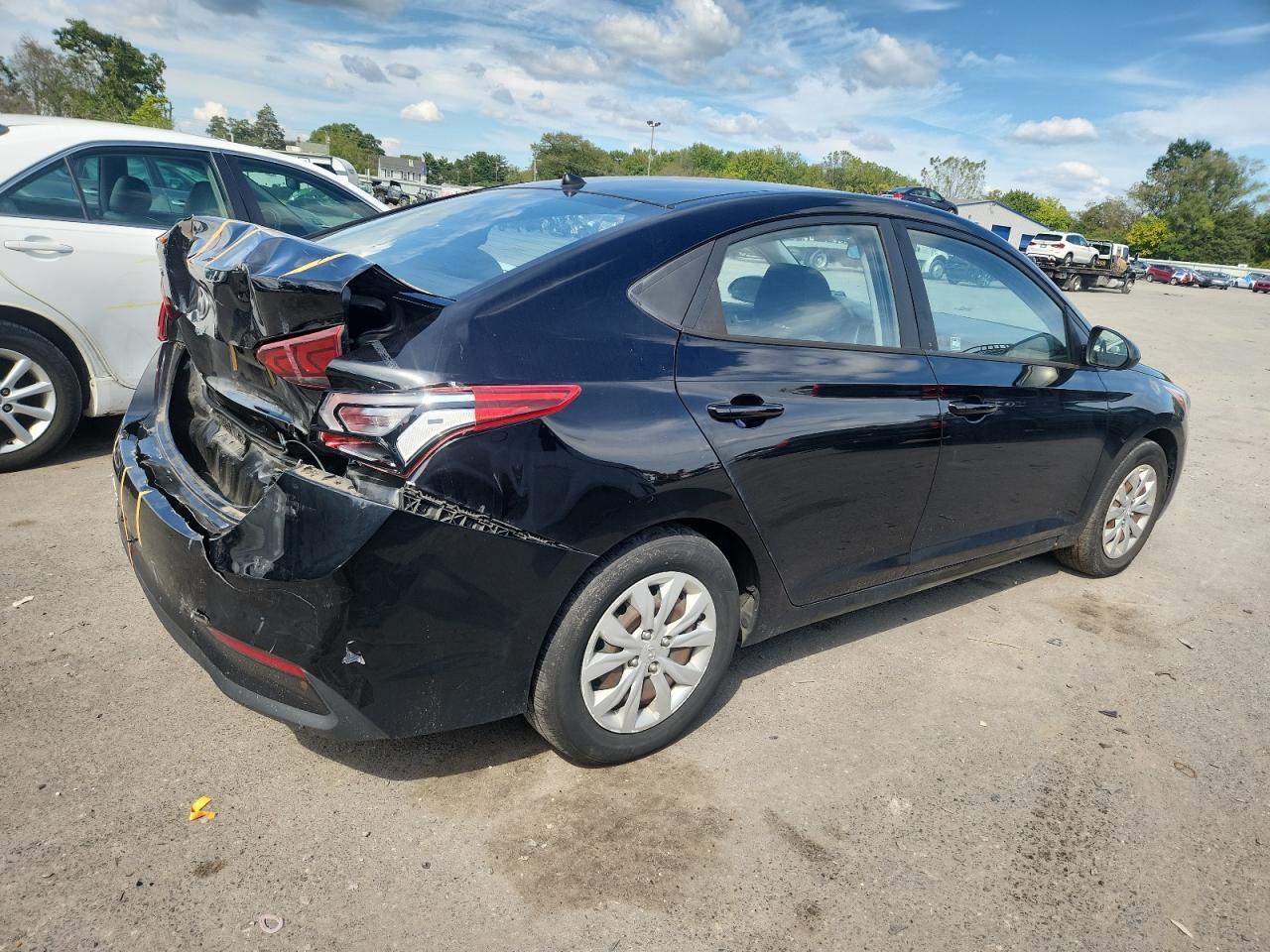 2019 Hyundai Accent Se - Фото 3