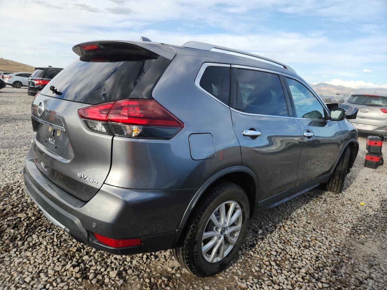 2020 Nissan Rogue - Image 3