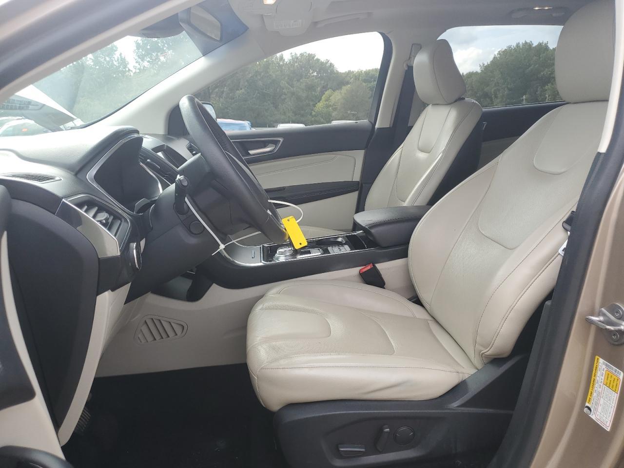 2020 Ford Edge Titanium - Фото 7