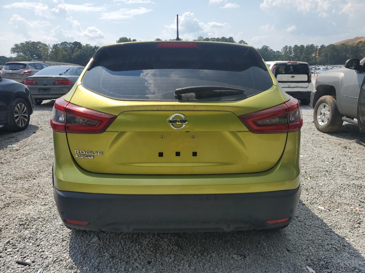 2020 Nissan Rogue Sport S - Image 6
