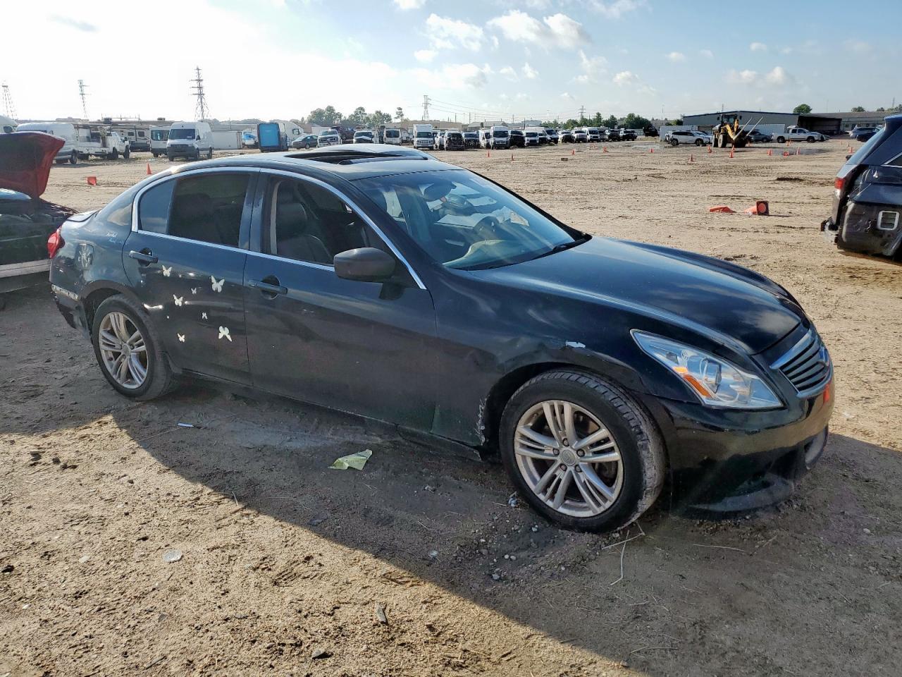 2011 Infiniti G37 Base - Фото 4