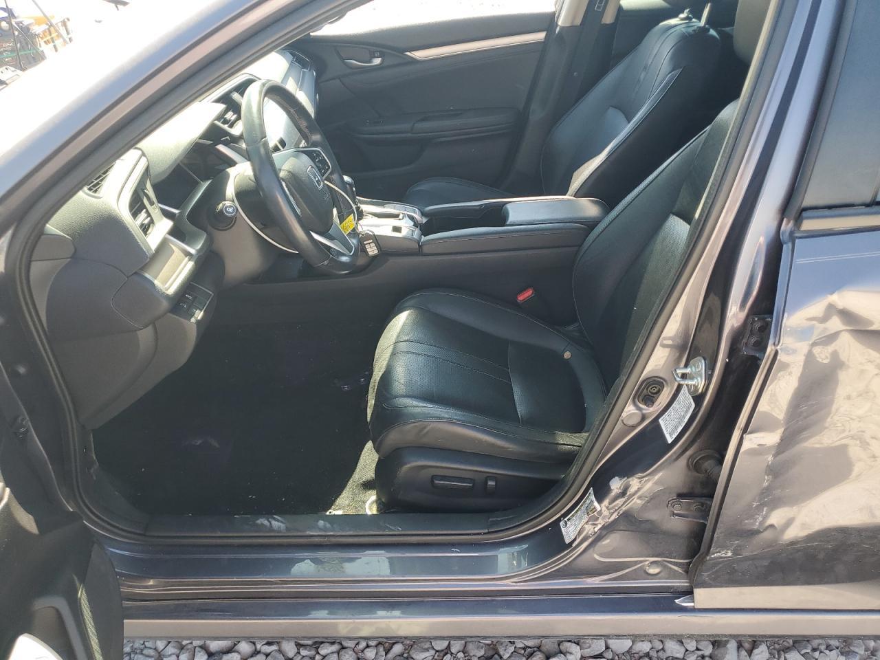 2016 Honda Civic Touring - Image 7