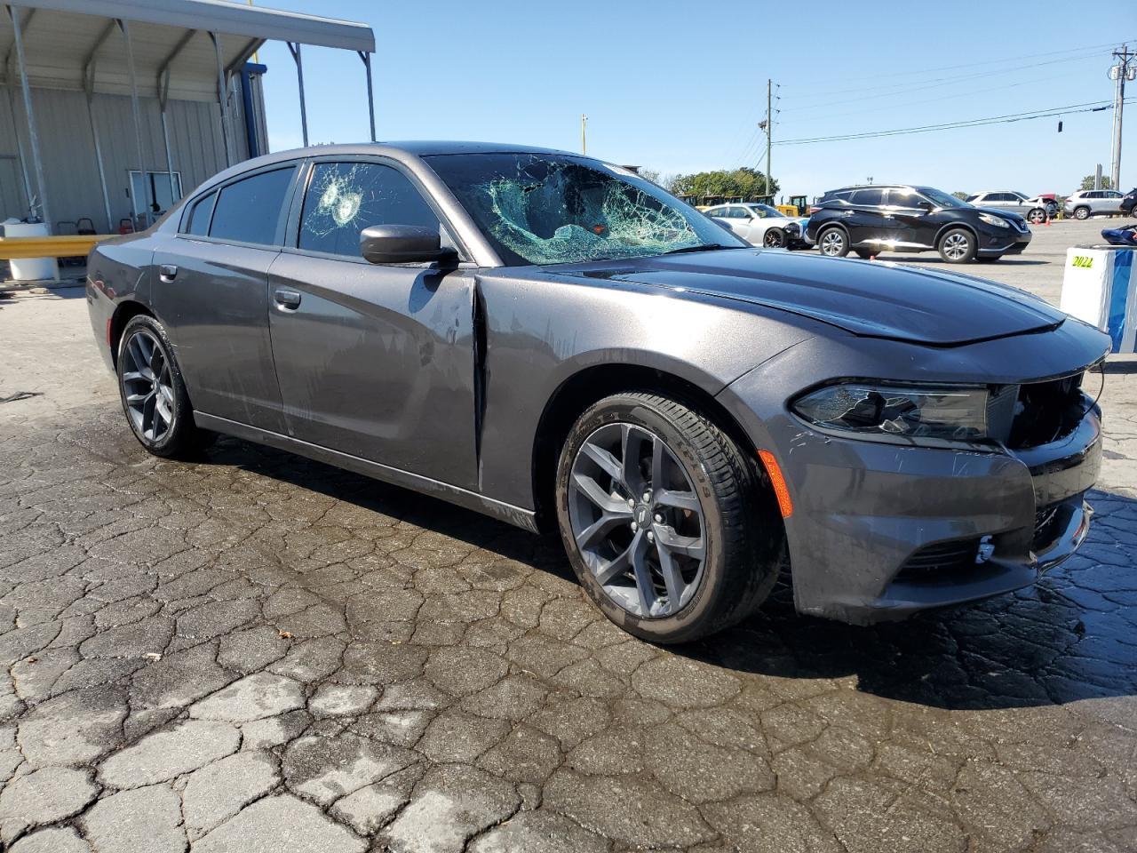 2022 Dodge Charger Sxt - Фото 4