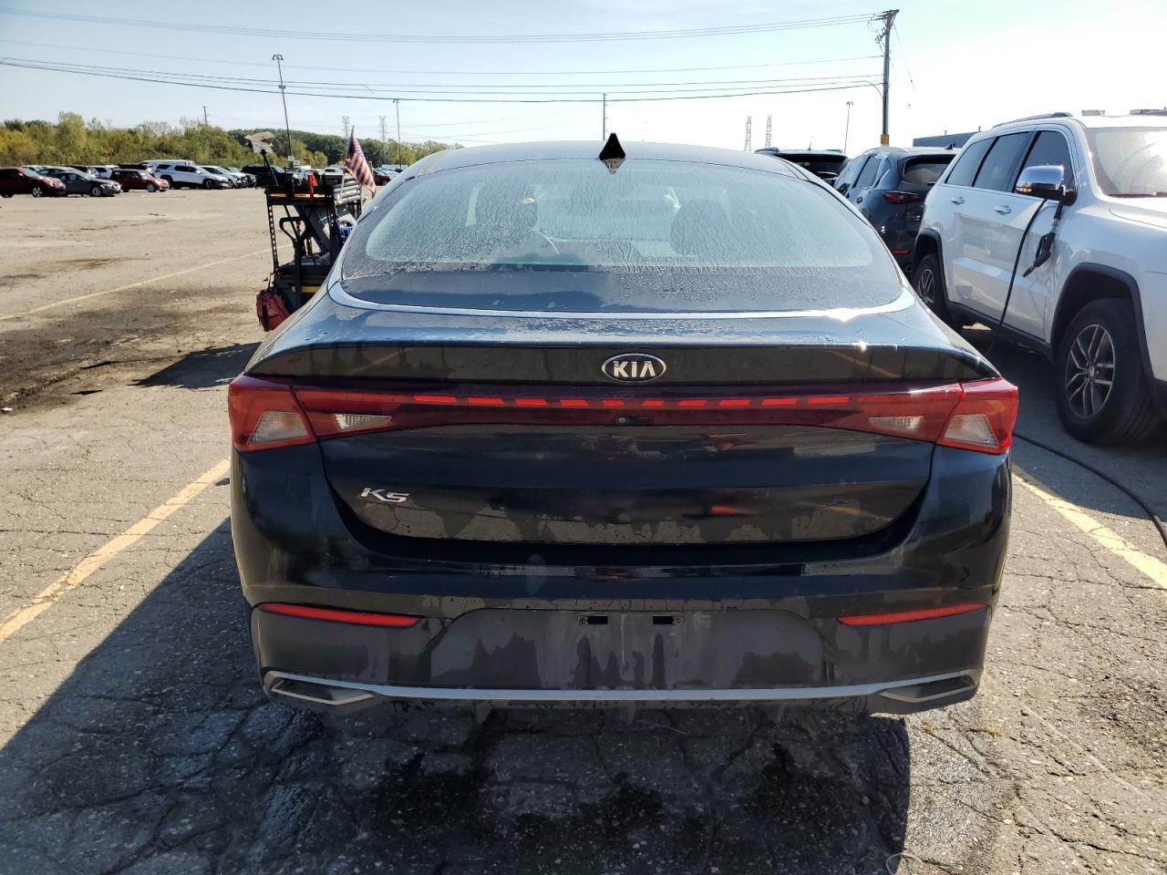 2021 Kia K5 Lx - Image 6