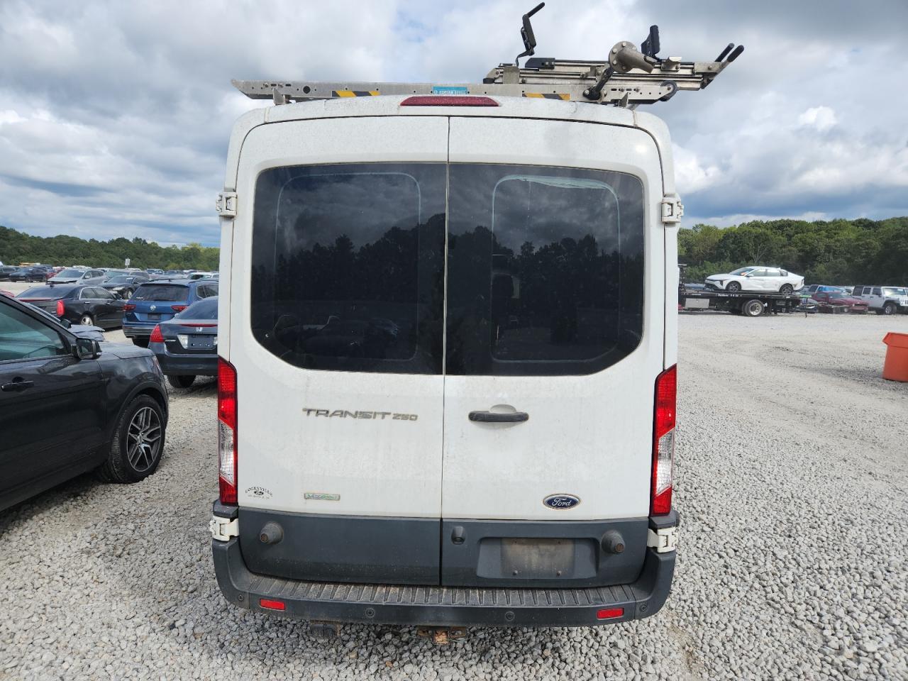 2017 Ford Transit T-250 - Фото 6