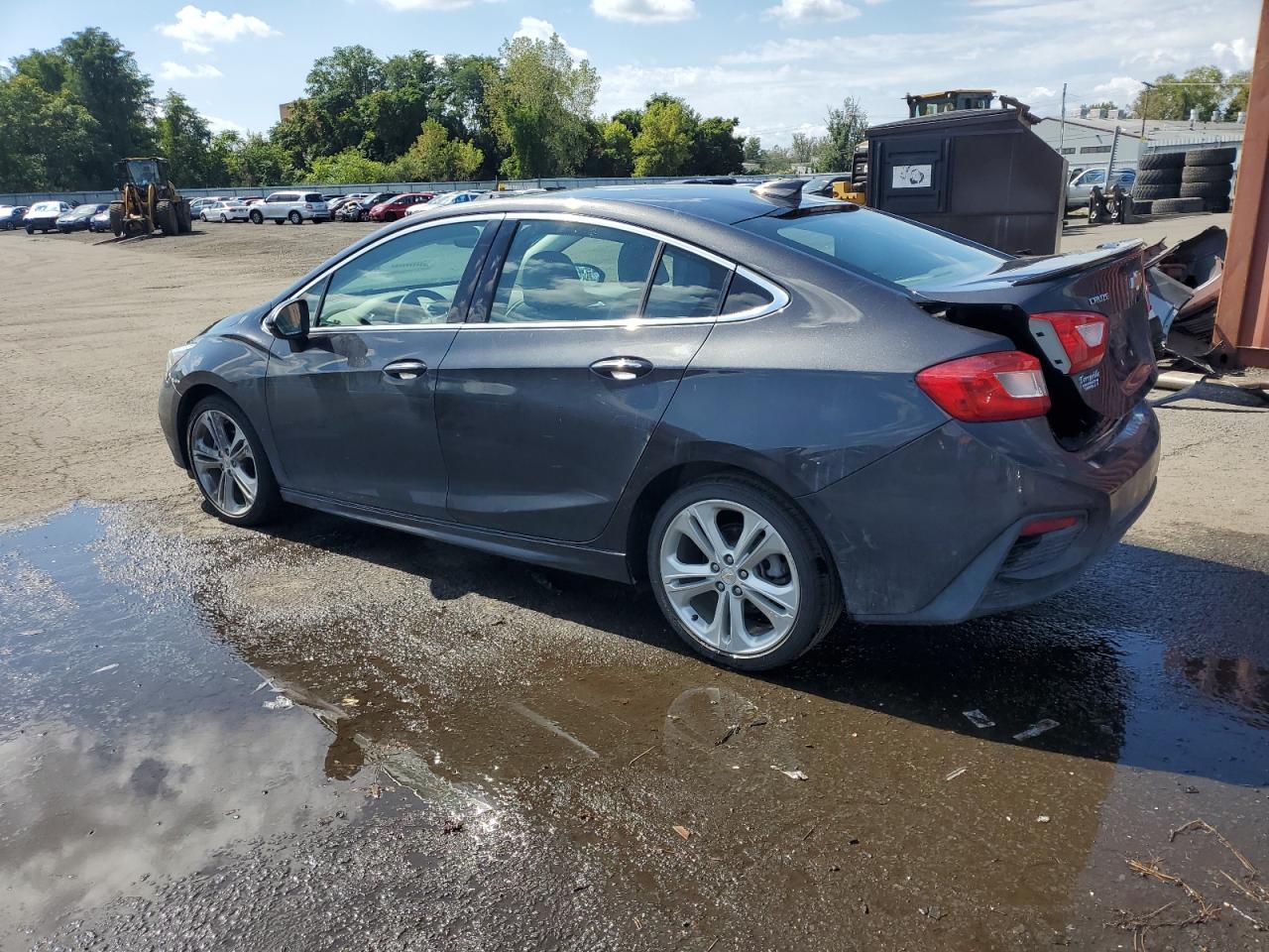 2016 Chevrolet Cruze Premier - Фото 2