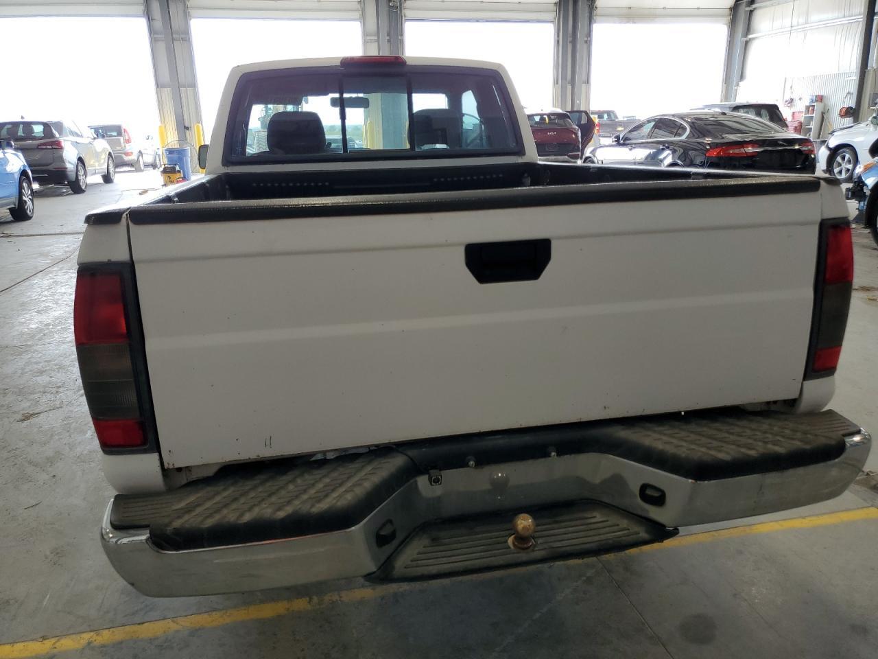 2000 Nissan Frontier King Cab Xe - Фото 6