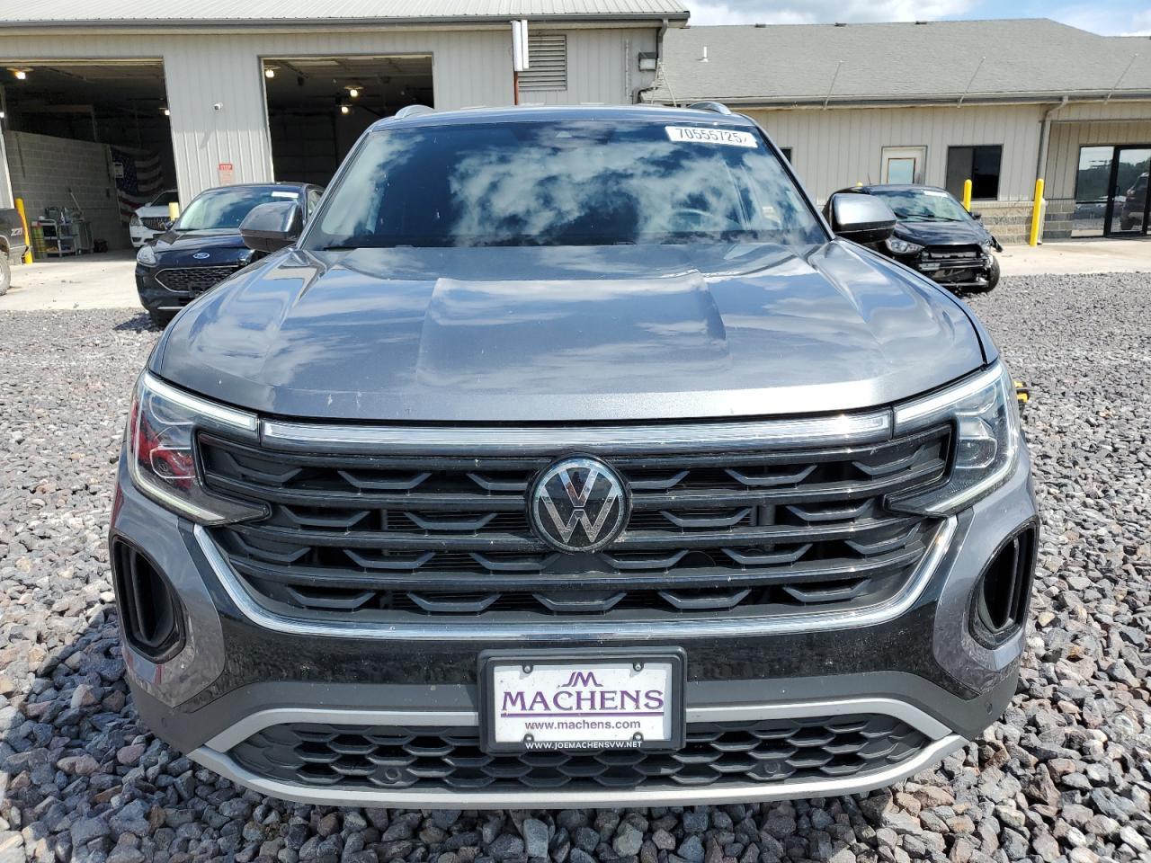 2024 Volkswagen Atlas Cross Sport Se - Image 5