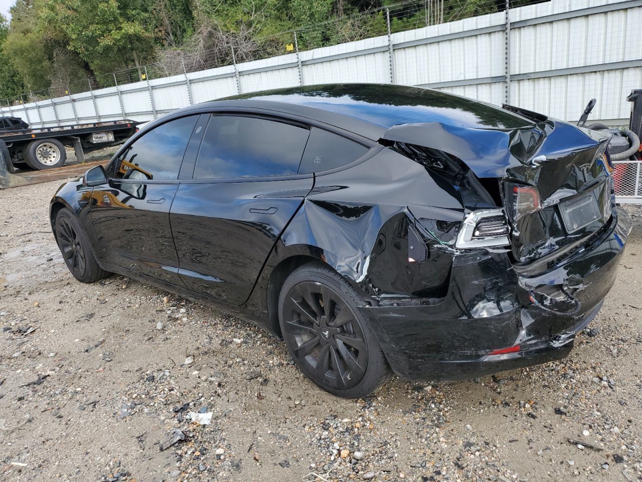 2023 Tesla Model 3 - Image 2