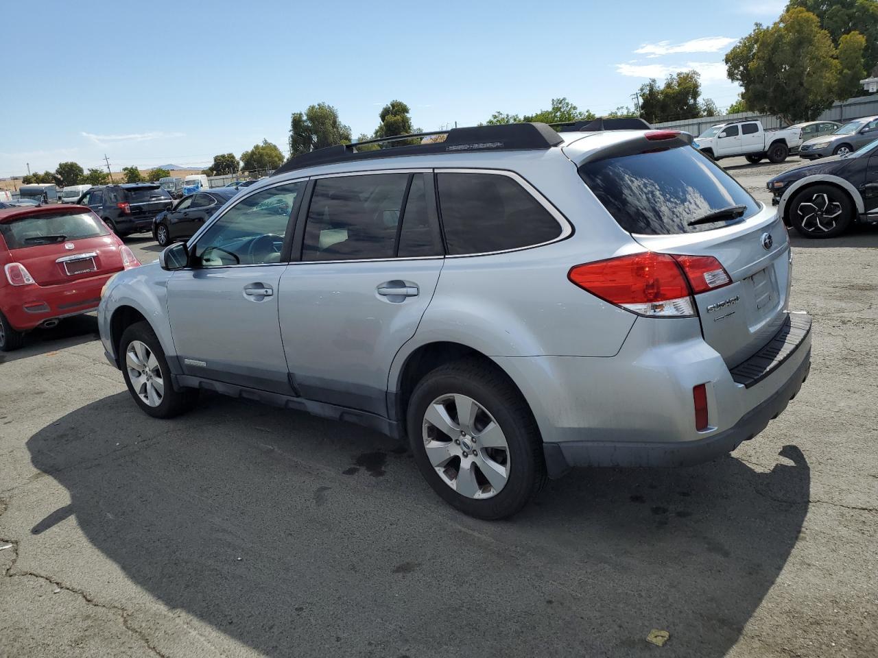 2012 Subaru Outback 2.5I Limited - Фото 2