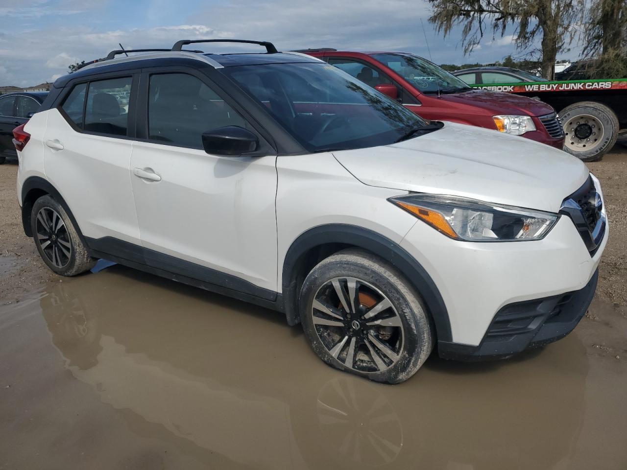 2018 Nissan Kicks S - Image 4