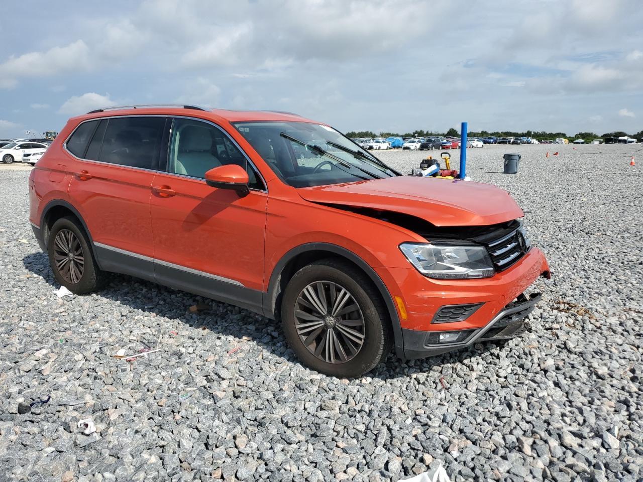 2018 Volkswagen Tiguan Se - Фото 4