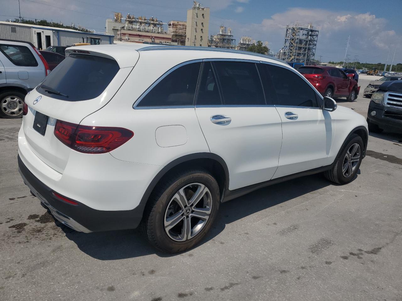 2020 Mercedes-Benz Glc 300 - Image 3