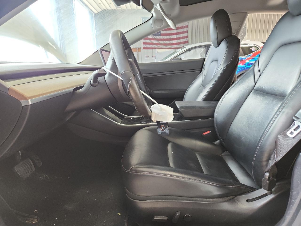 2020 Tesla Model 3 - Image 7