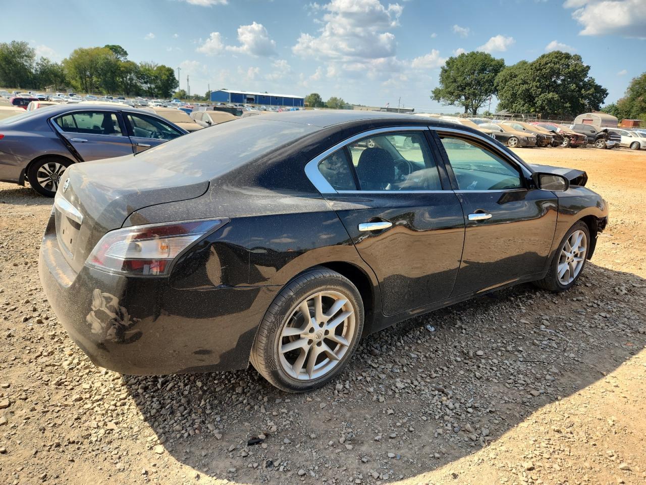 2013 Nissan Maxima S - Image 3