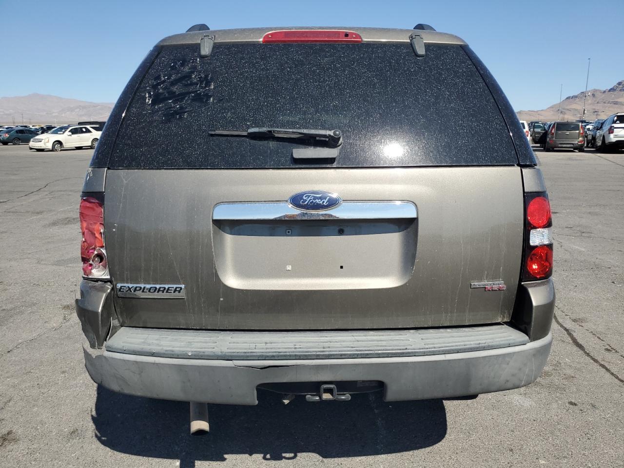 2003 Ford Explorer Sport Trac - Фото 6