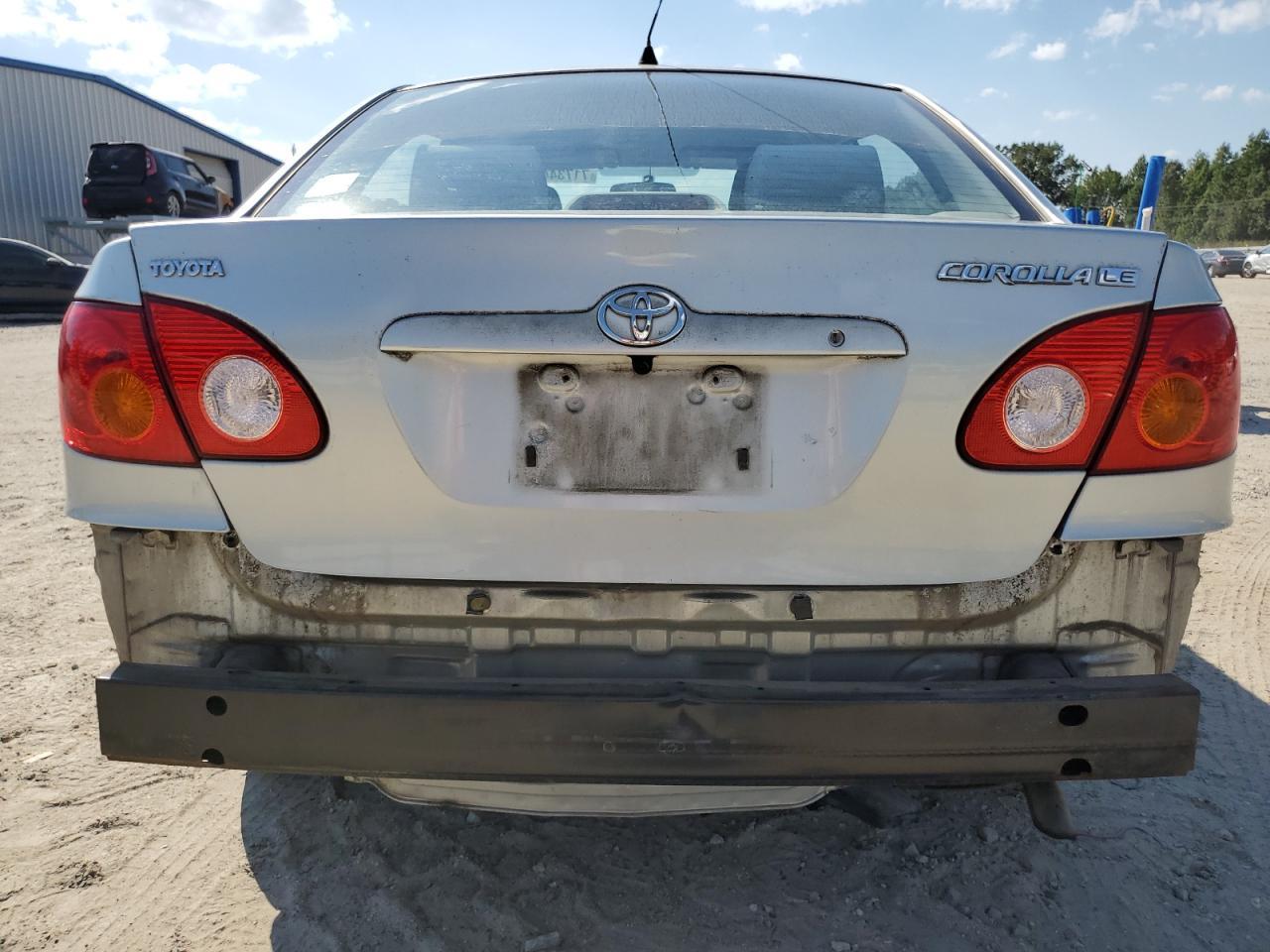 2004 Toyota Corolla Ce - Image 6