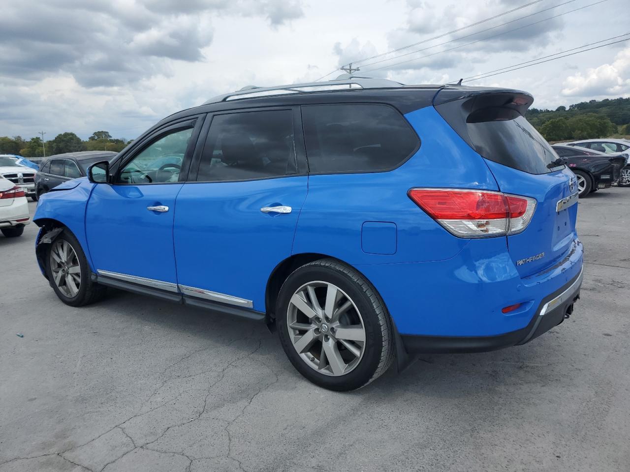2014 Nissan Pathfinder S - Фото 2