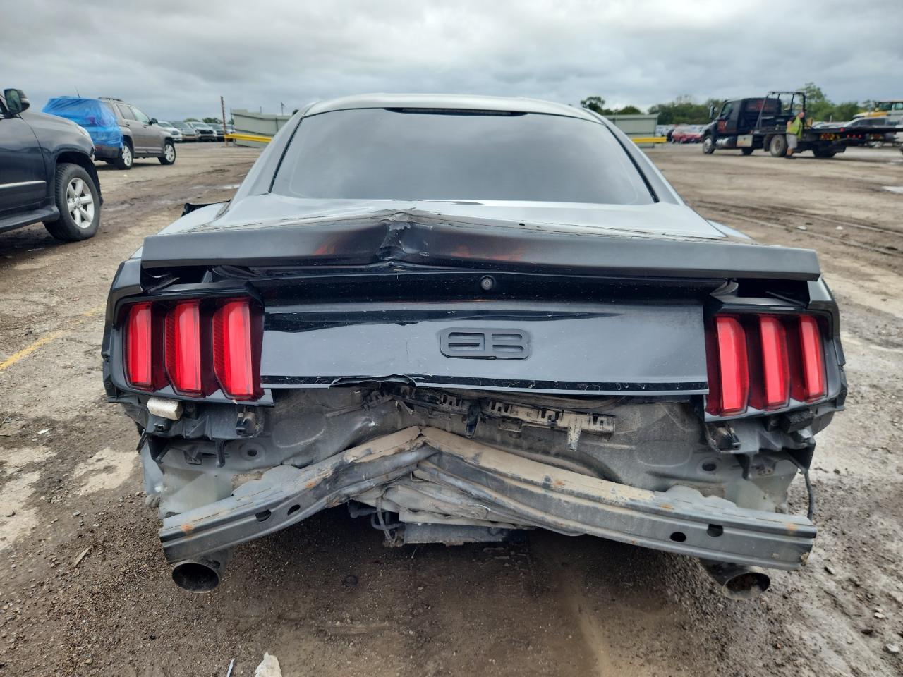 2017 Ford Mustang - Фото 6