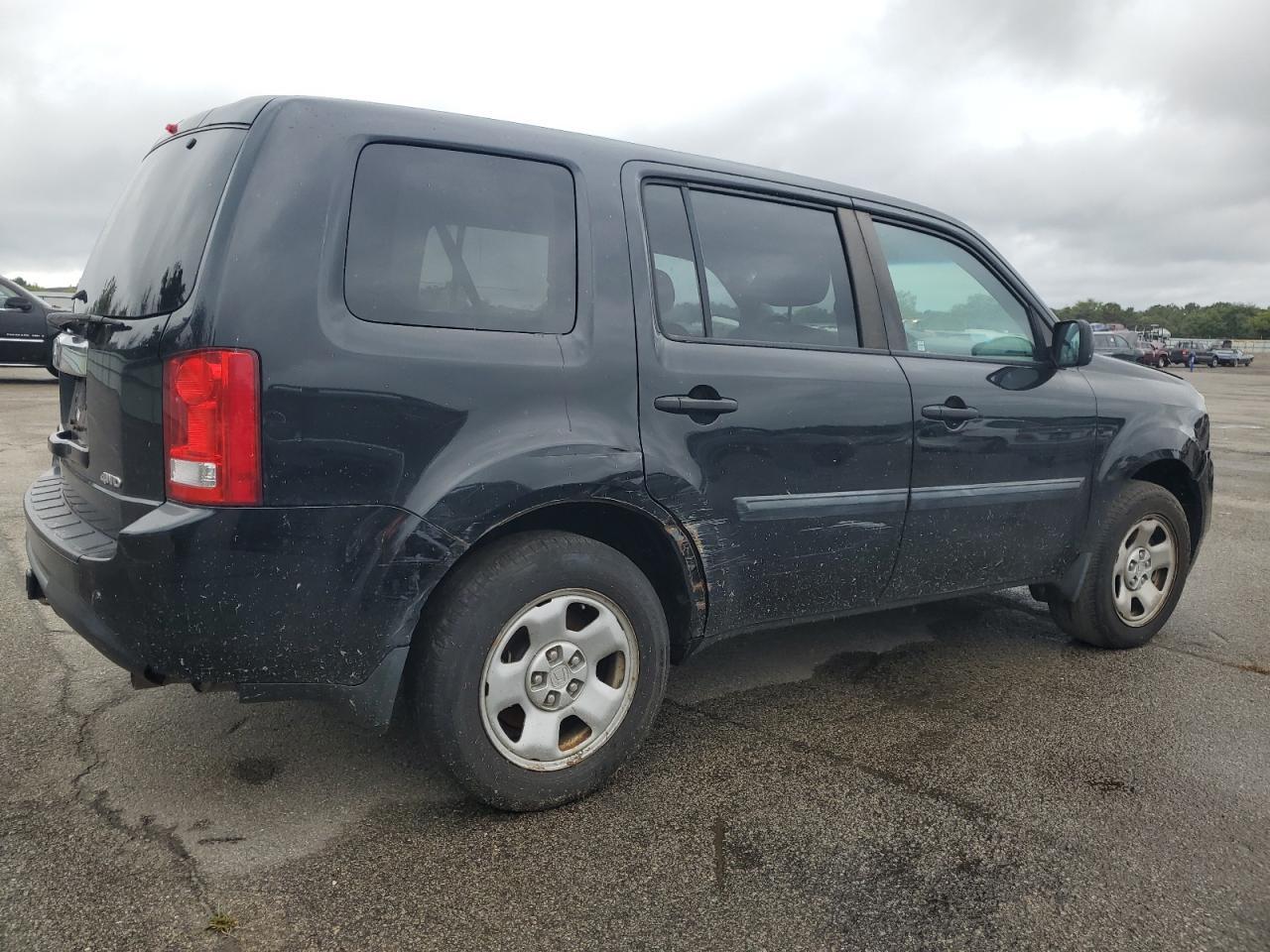 2014 Honda Pilot Lx - Image 3