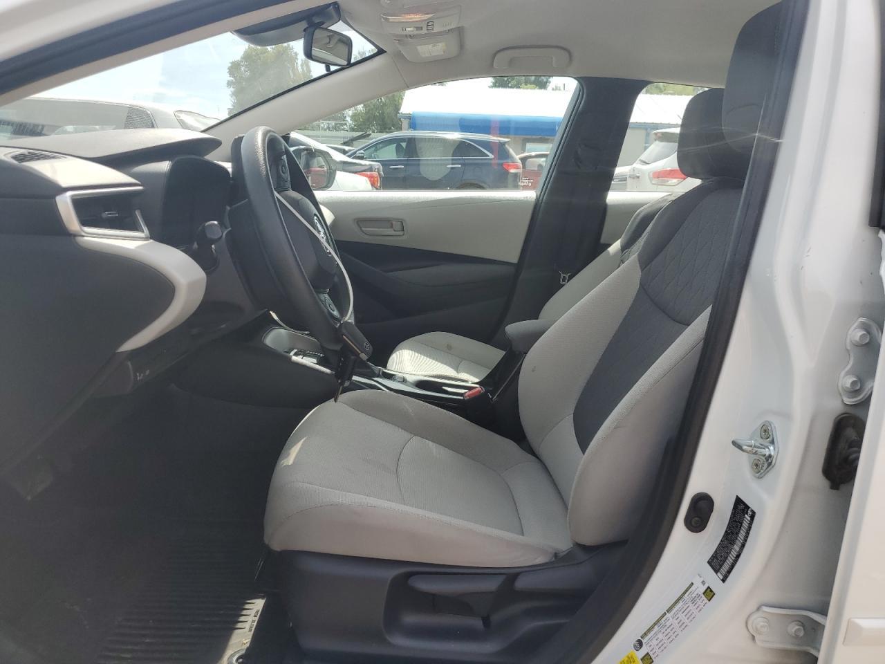 2022 Toyota Corolla Le - Image 7