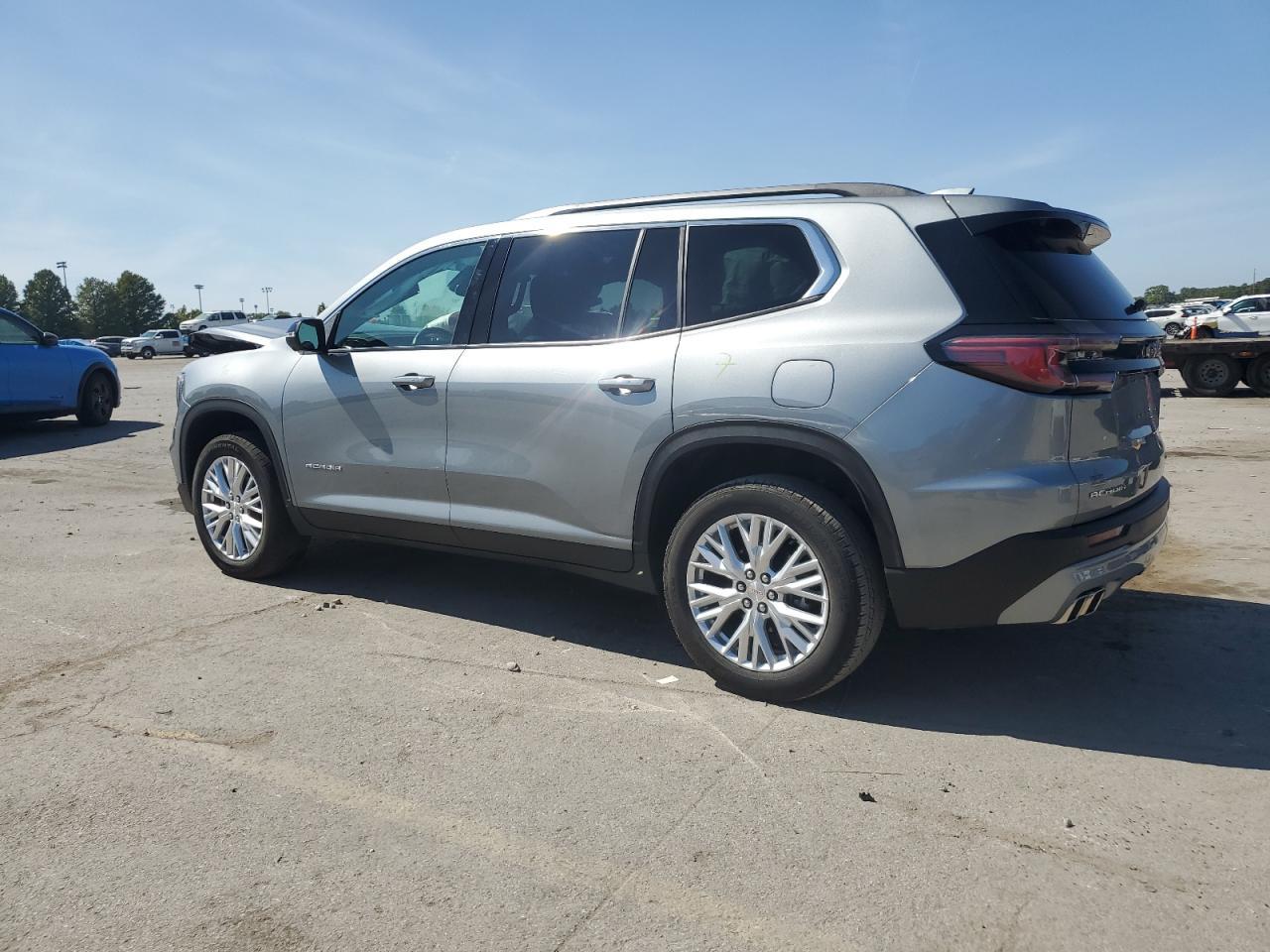 2024 GMC Acadia Uplevel - Фото 2