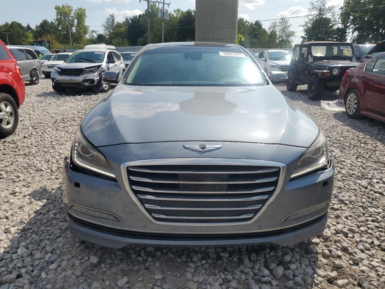 2016 Hyundai Genesis 3.8L - Фото 5