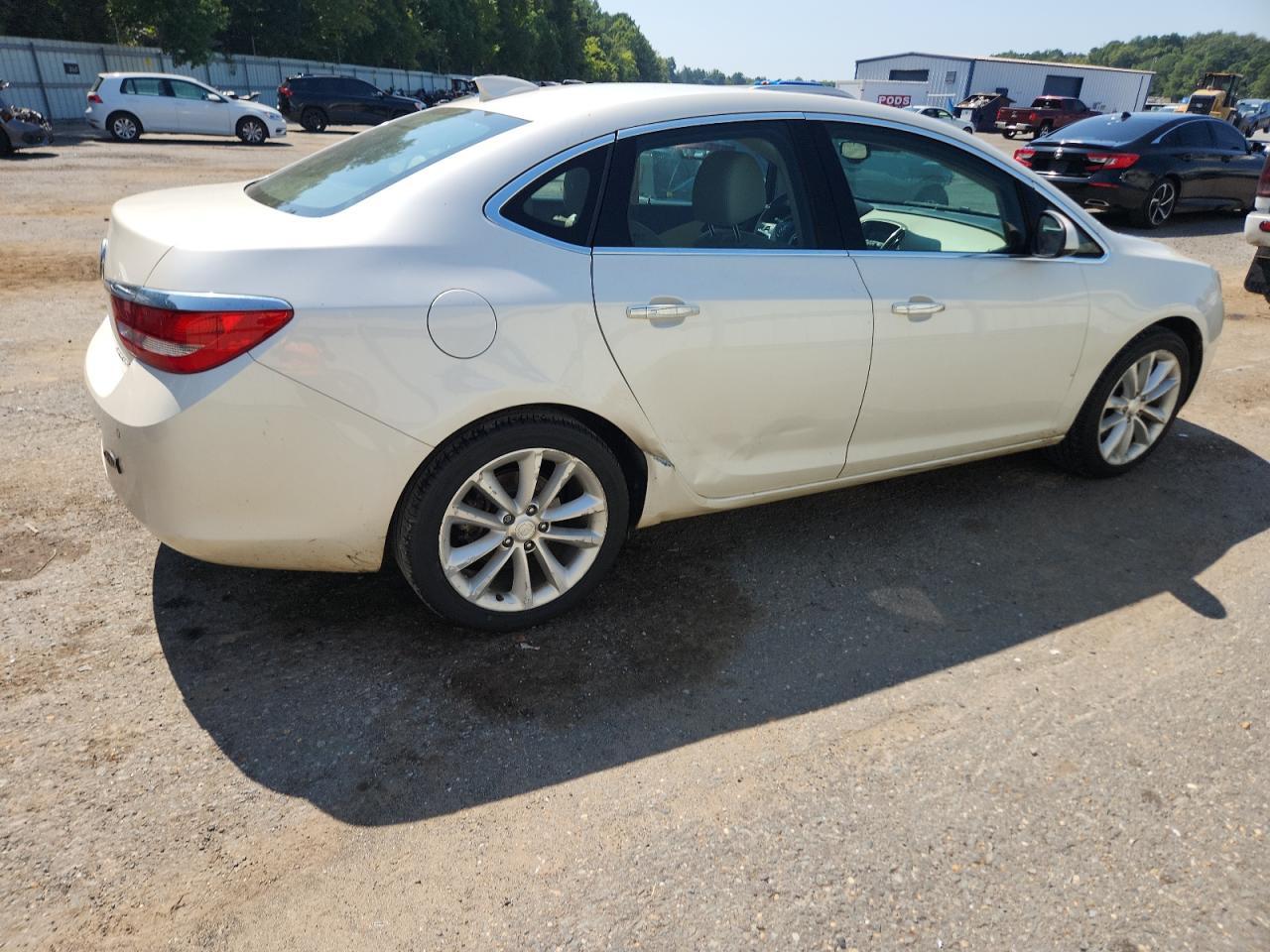 2016 Buick Verano - Image 3