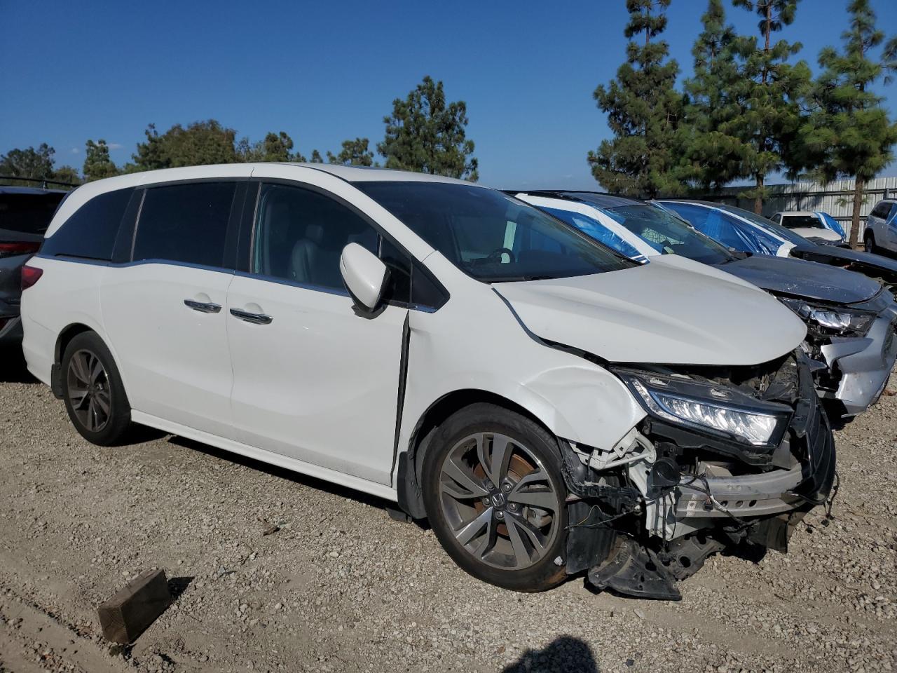 2022 Honda Odyssey Touring - Фото 4