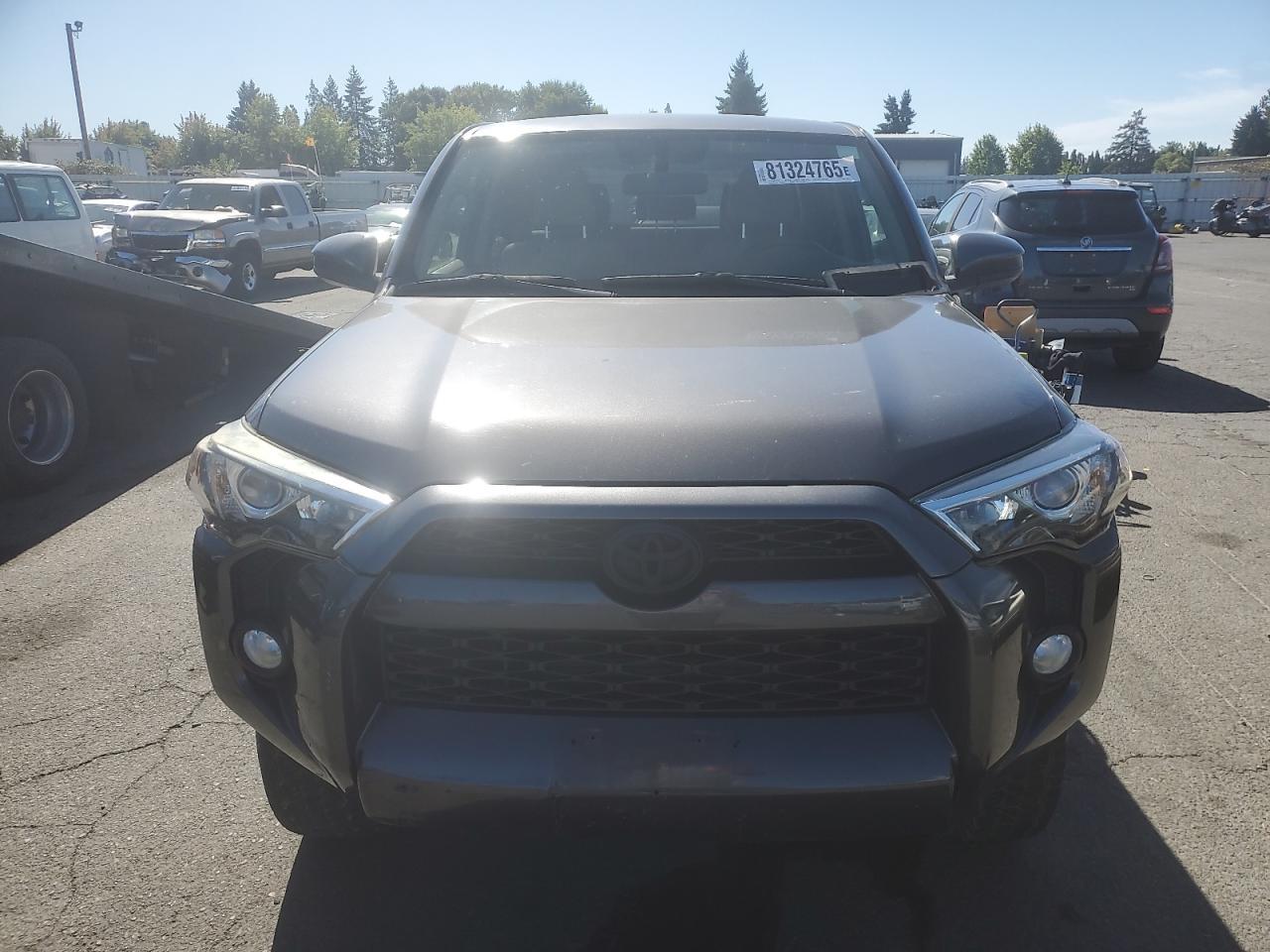 2015 Toyota 4Runner Sr5/Sr5 Premium - Image 5