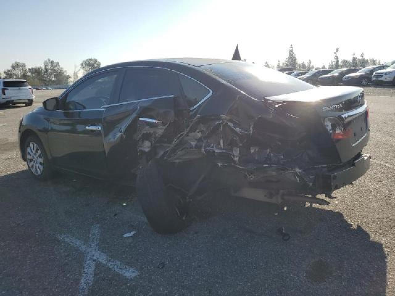 2013 Nissan Sentra S - Фото 2