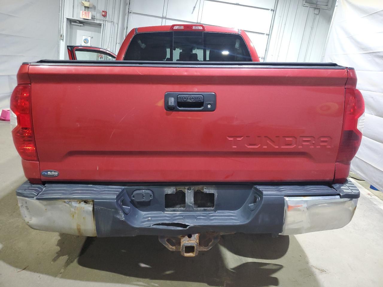 2015 Toyota Tundra Double Cab Sr - Image 6