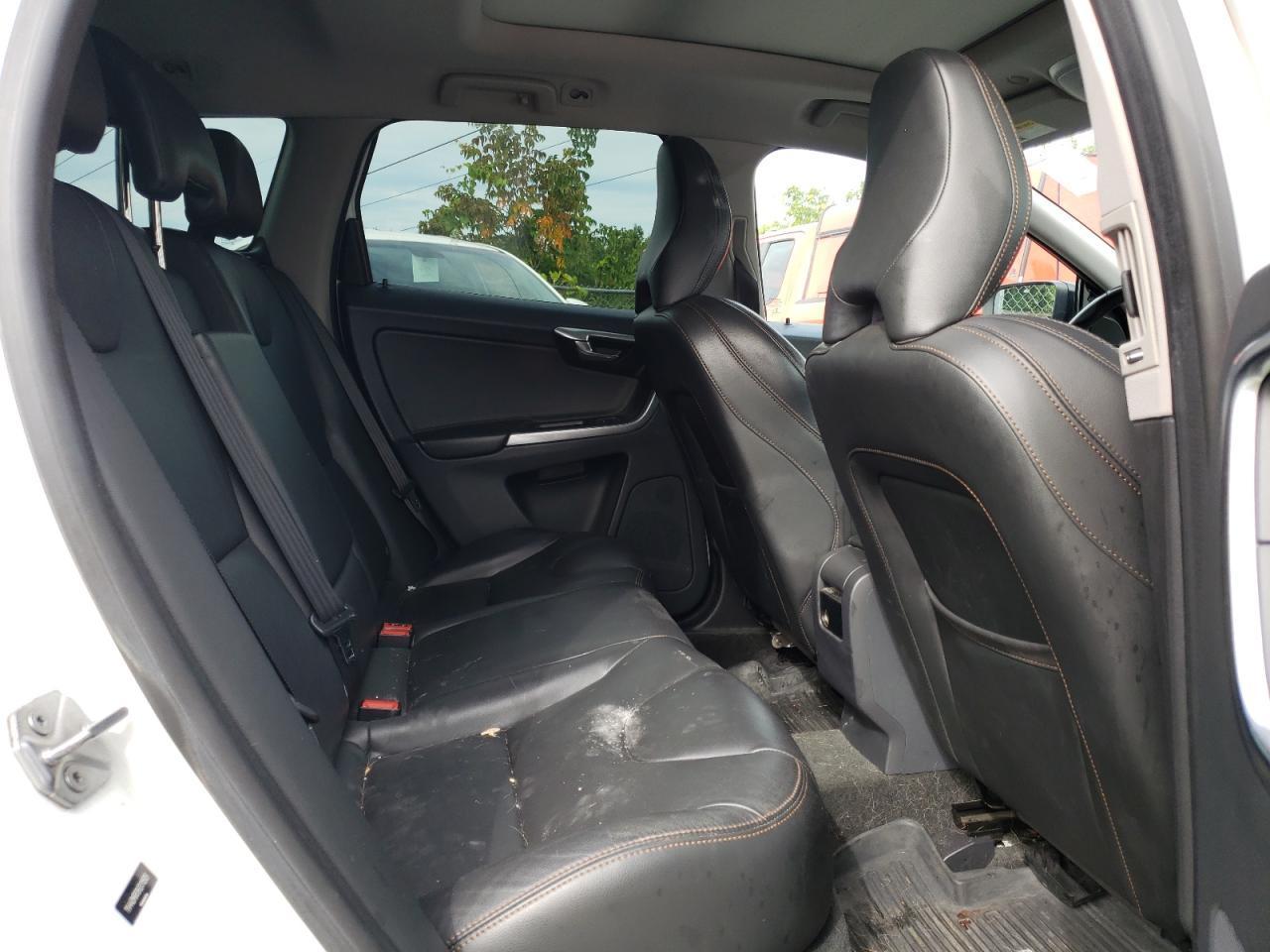 2017 Volvo Xc60 T5 Dynamic - Image 6