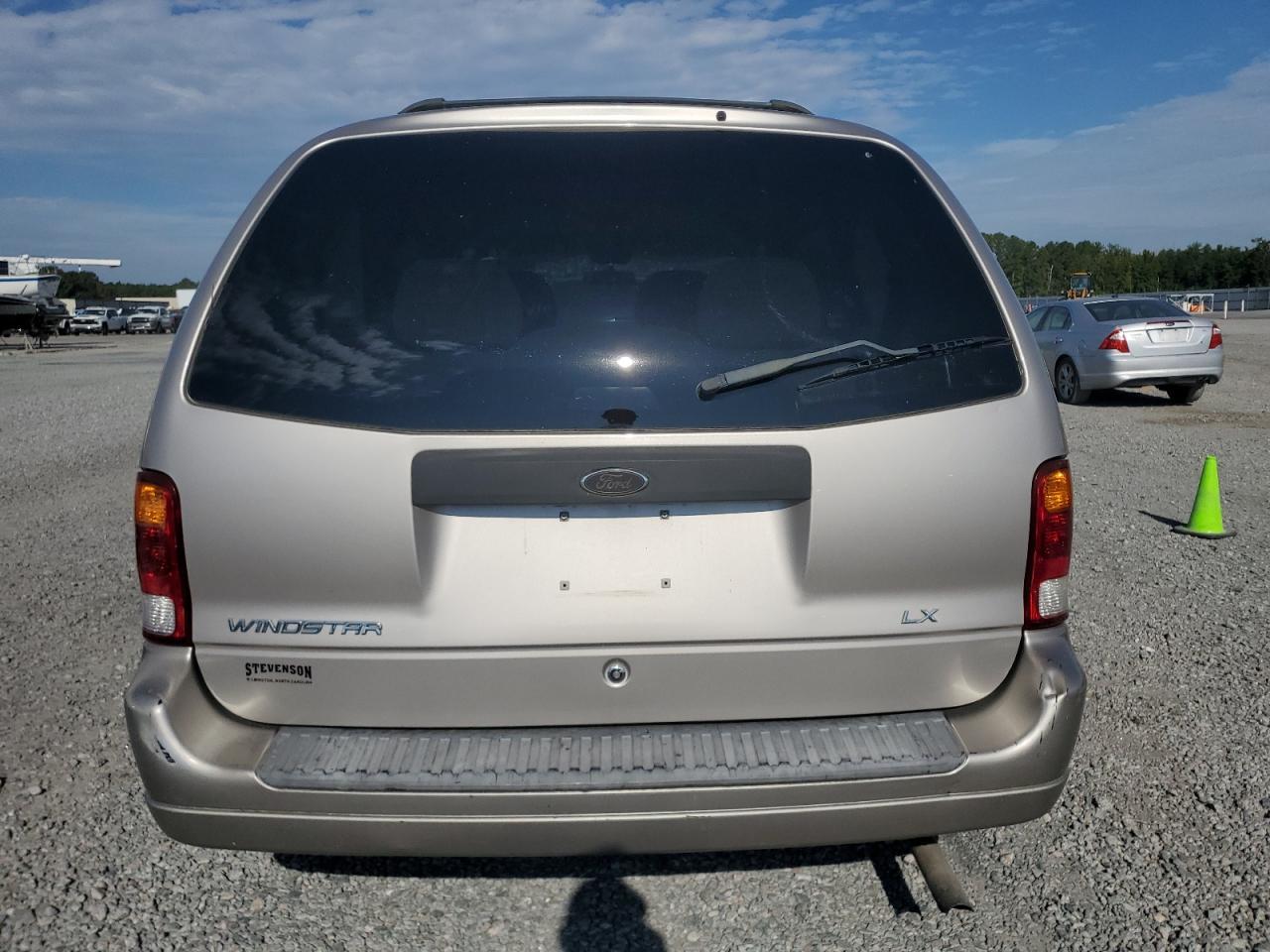 2003 Ford Windstar Lx - Фото 6
