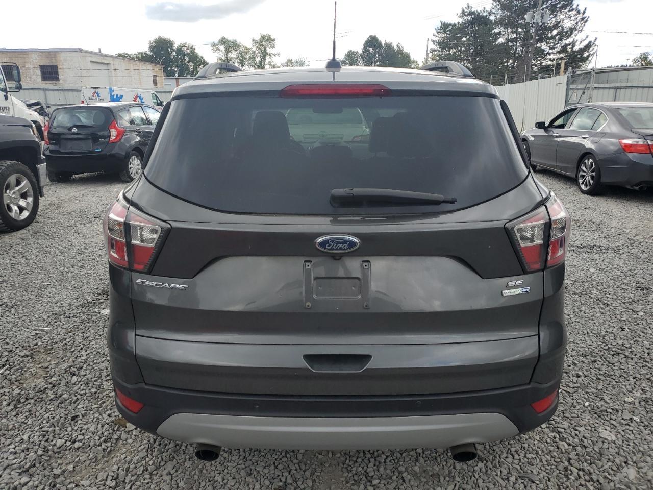 2017 Ford Escape Se - Image 6