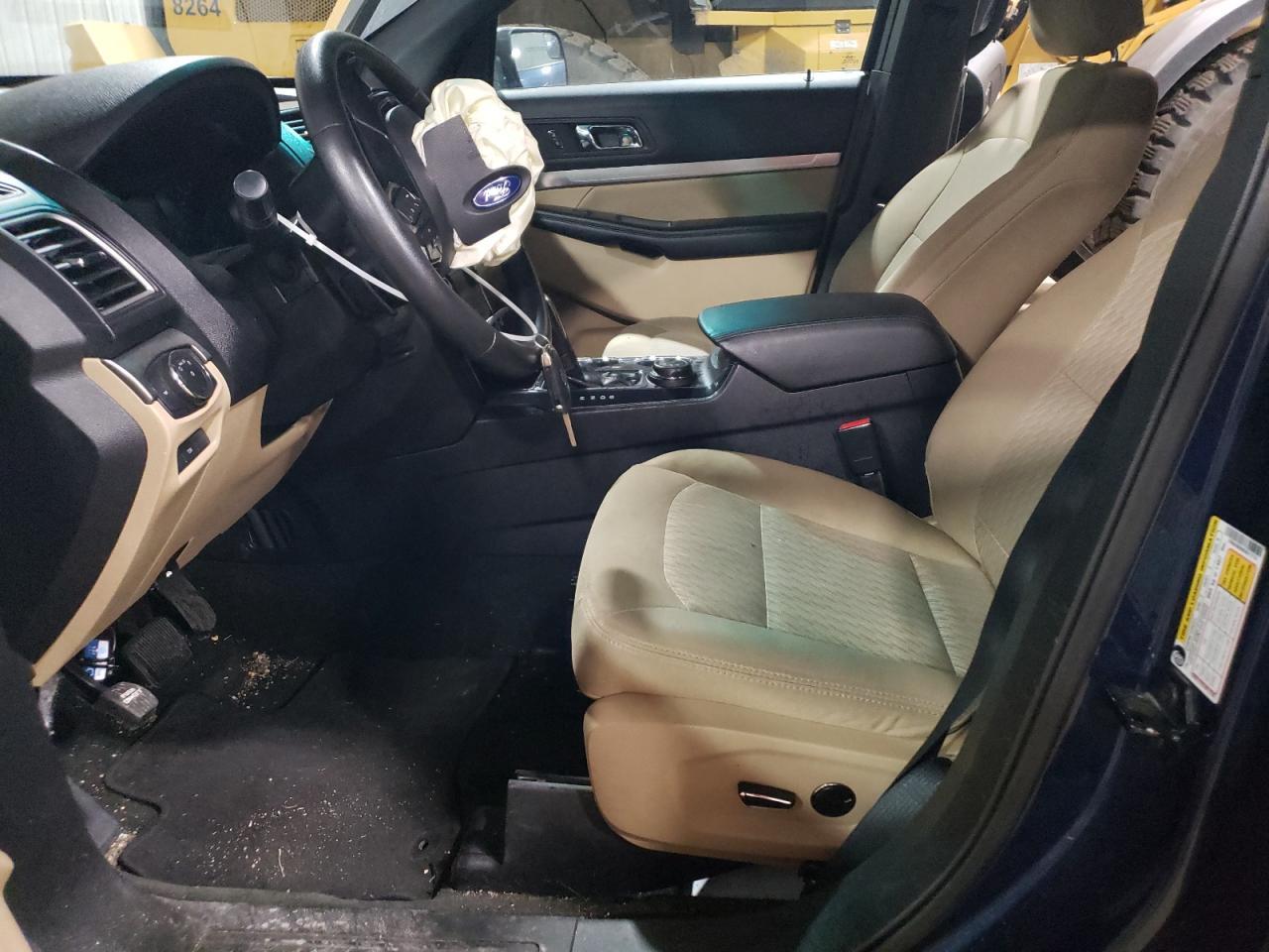 2016 Ford Explorer - Image 7