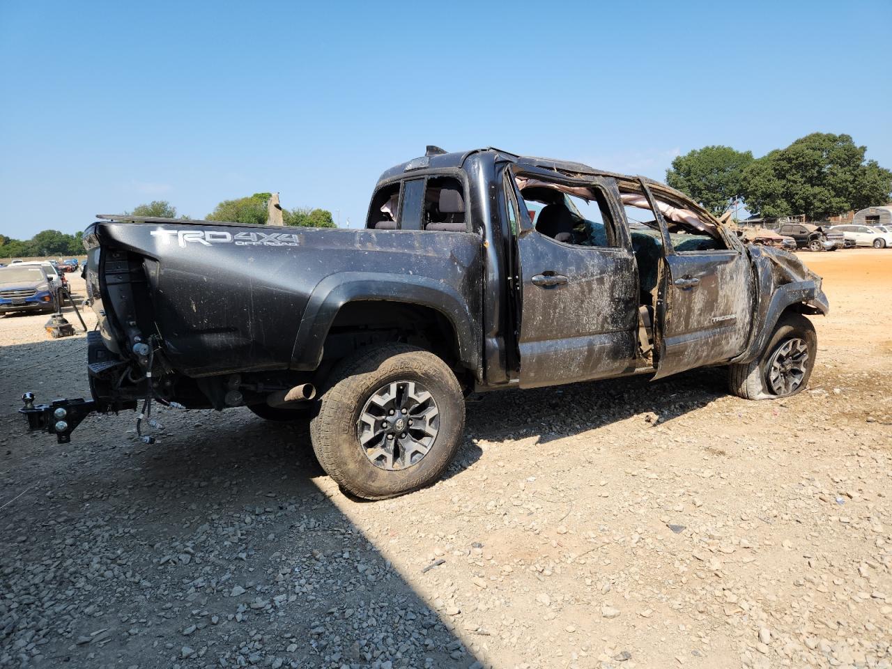 2016 Toyota Tacoma Double Cab - Фото 3