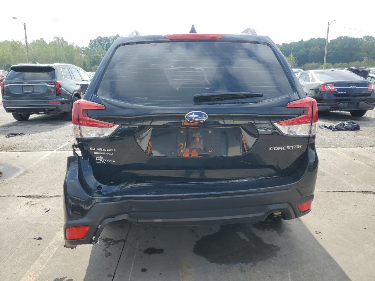 2020 Subaru Forester - Image 6