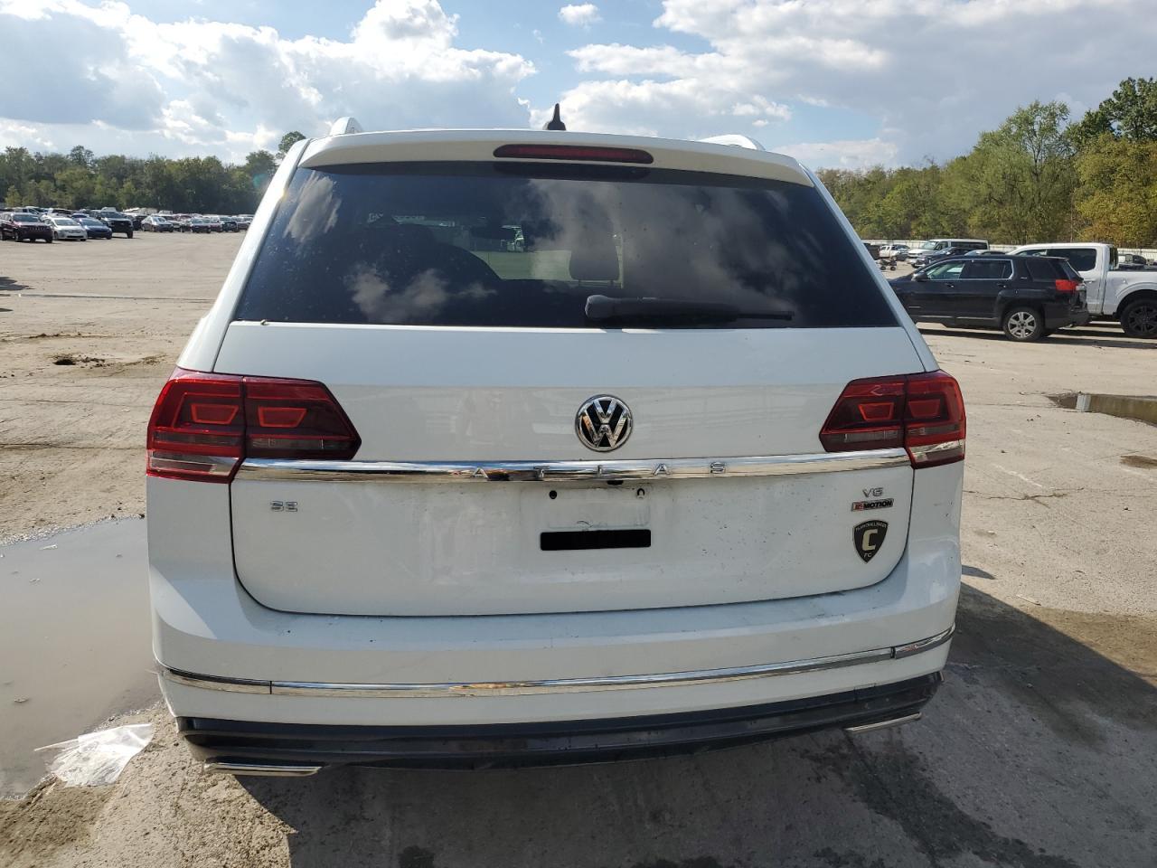 2018 Volkswagen Atlas Se - Image 6