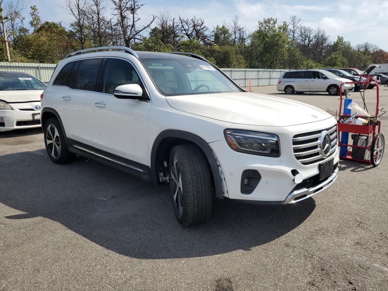 2024 Mercedes-Benz Glb 250 4Matic - Image 4