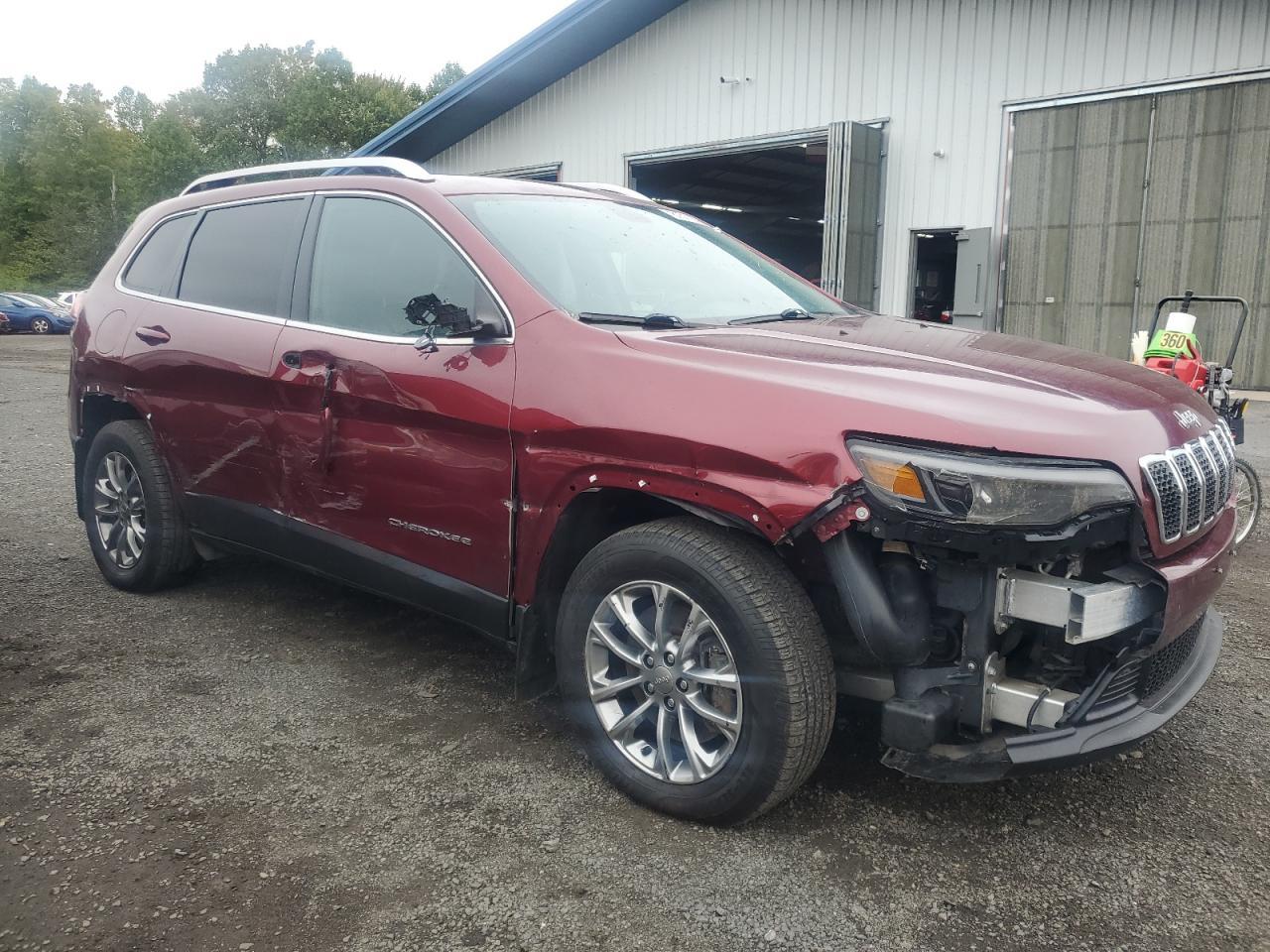 2019 Jeep Cherokee Latitude Plus - Image 4