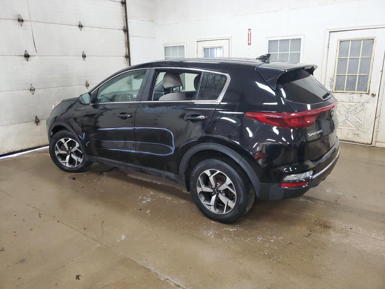 2021 Kia Sportage Lx - Image 2