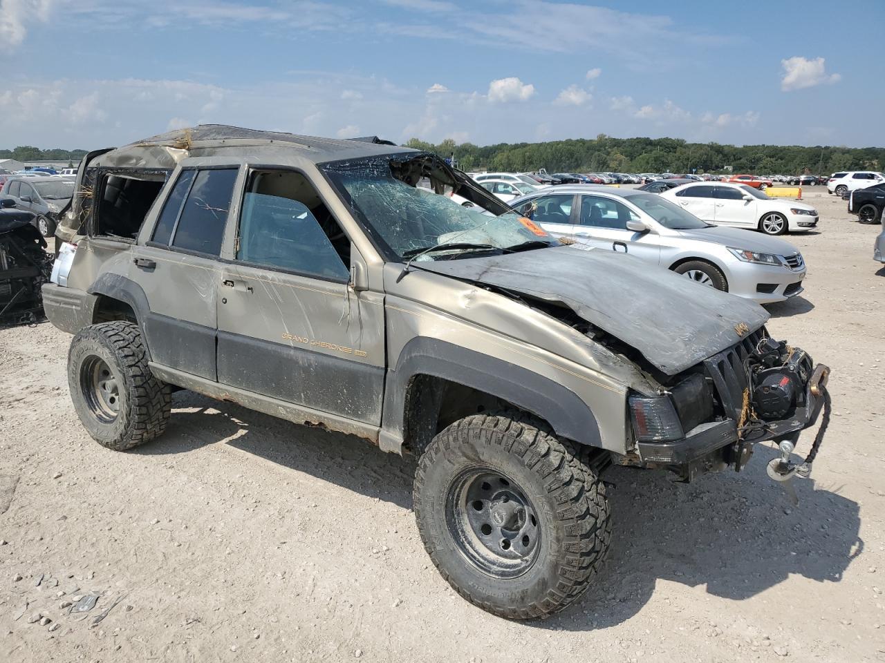 1996 Jeep Grand Cherokee Limited - Image 4