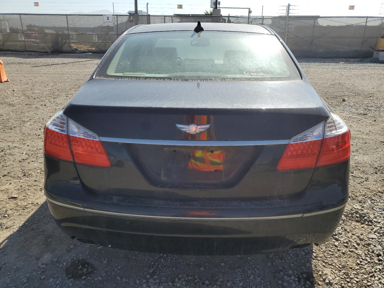 2010 Hyundai Genesis 3.8L - Фото 6