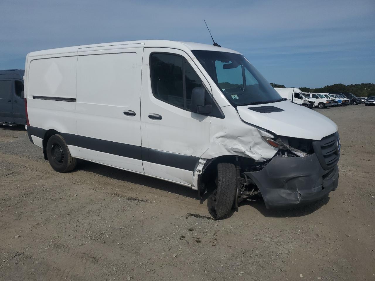 2024 Mercedes-Benz Sprinter 2500 - Фото 4