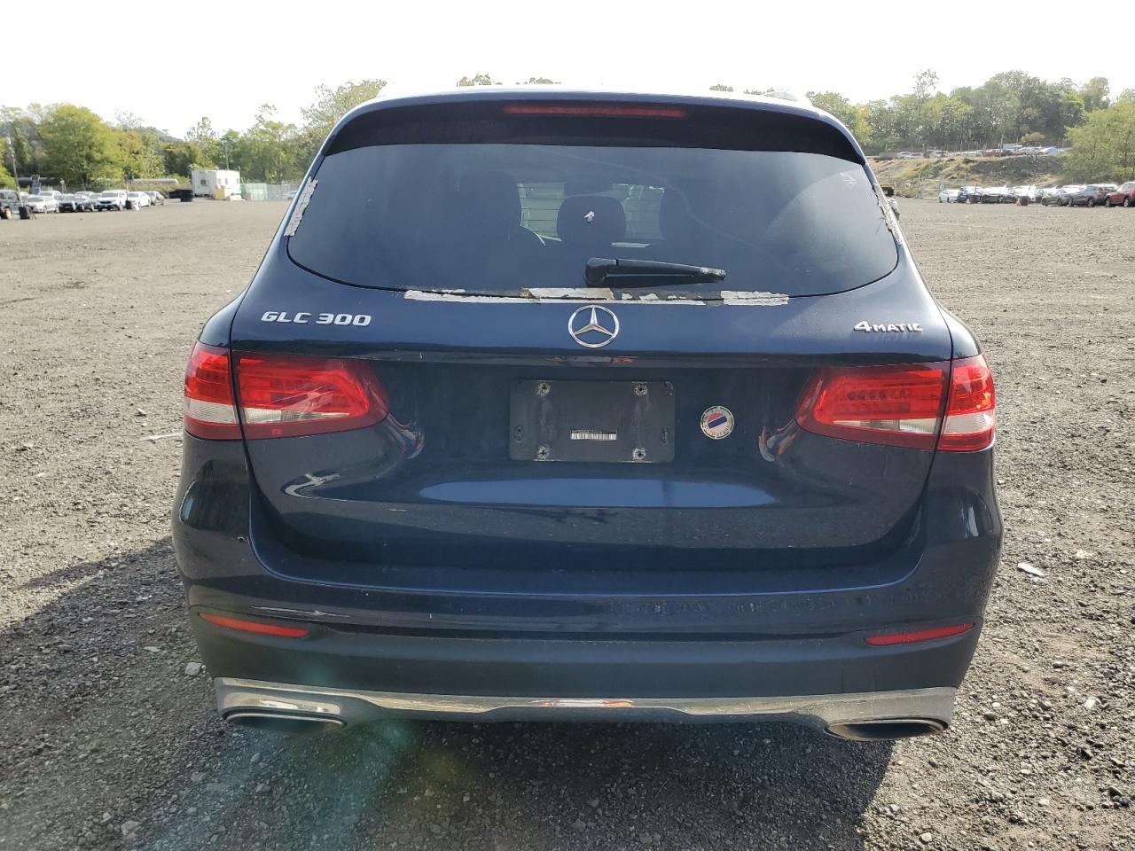 2017 Mercedes-Benz Glc 300 4Matic - Фото 6